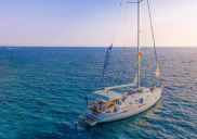 Jacht jednokadłubowy